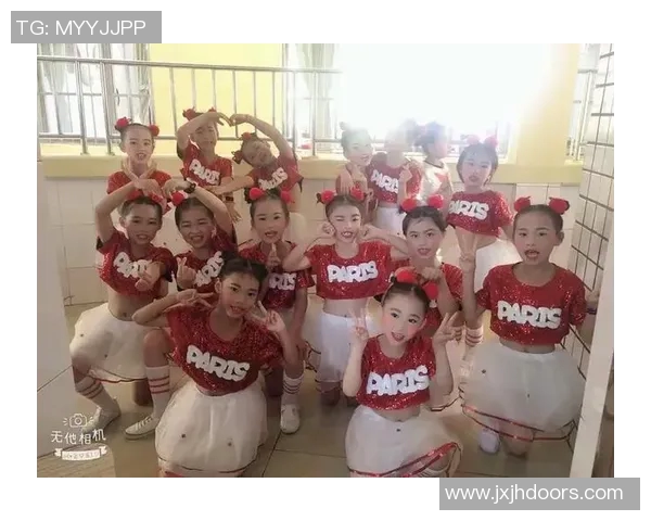 艺术人生与足球明星的交汇点探索他们的梦想与追求